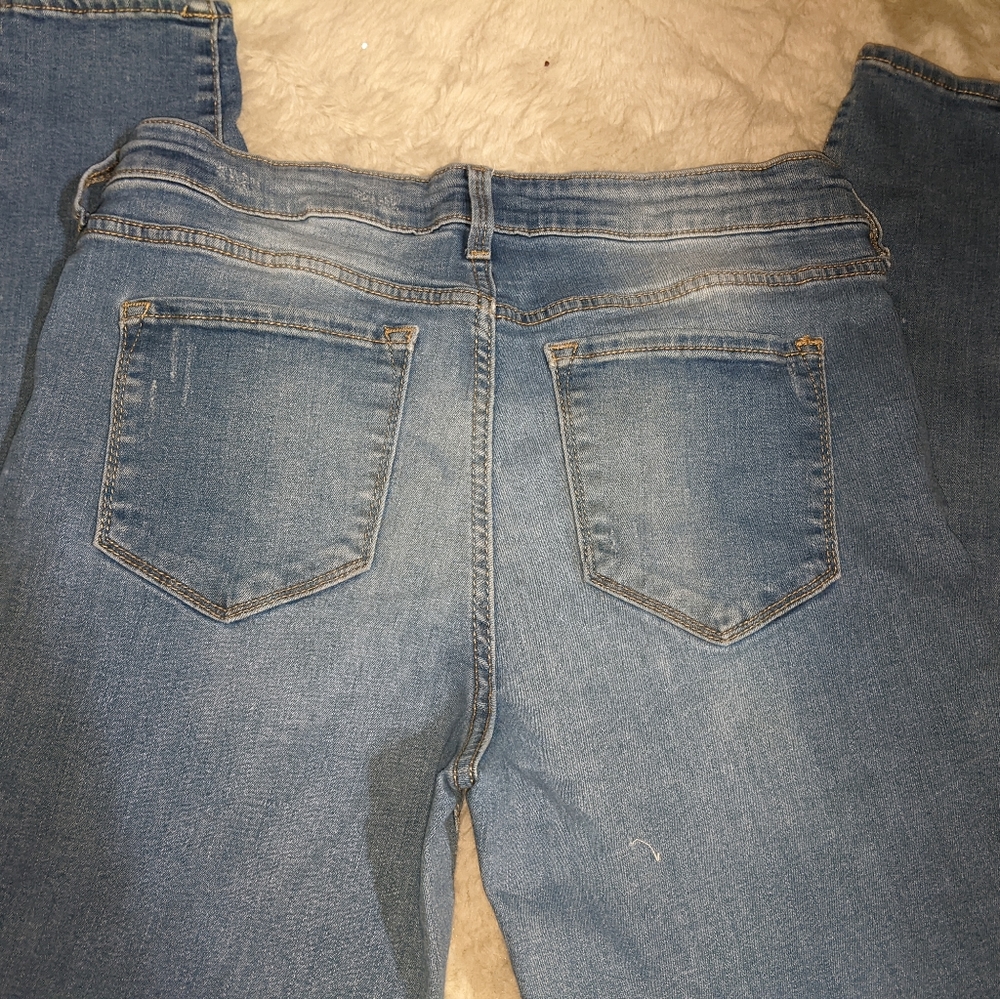 Jeans - Picture 2 of 3